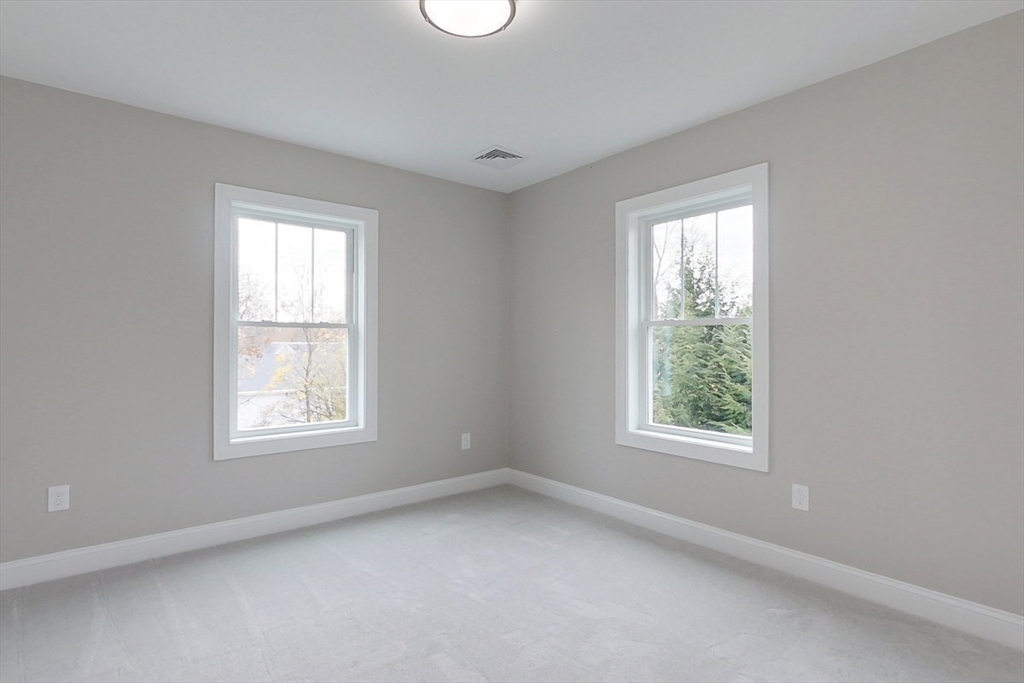 10 Pleasant Street Templeton, MA 01436 - Photo 25 of 41 an empty room with a window