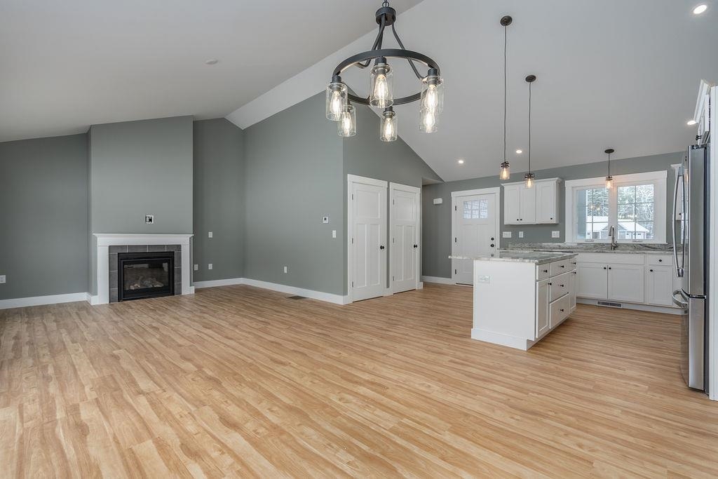 7 Midmark Lane Concord, NH 03301 - Photo 3 of 19