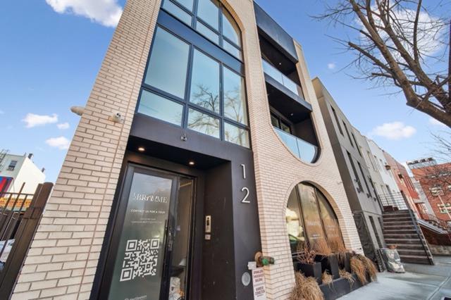 12 Broome Street, Unit 3B Brooklyn, NY 11222 - Photo 13 of 14 a view of an entryway