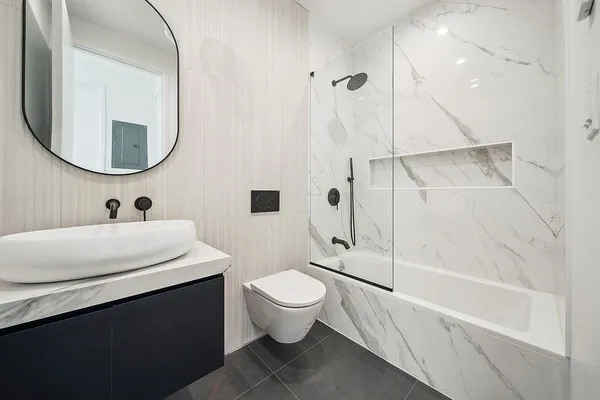 $920,000 | 12 Broome Street, Unit 3B | Greenpoint