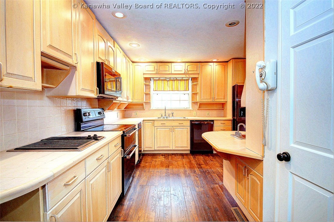 1732 Shadybrook Road Charleston, WV 25314 - Photo 13 of 30 Gallery Image 13