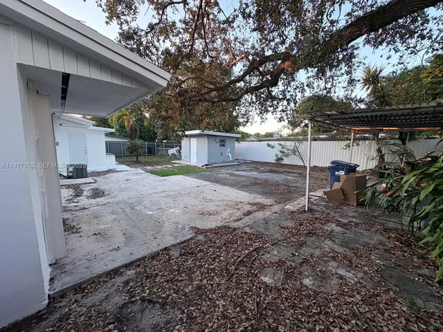 $3,000 | 3821 Northwest 208th Street, Miami Gardens, FL 33055