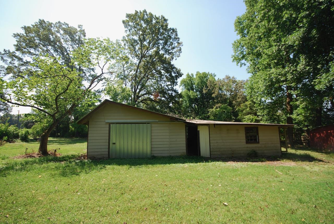 231 Cobb Road Jackson, TN 38305 - Photo 10 of 20 Photo 10