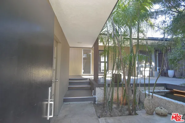 $8,495 | 8895 Appian Way, Los Angeles, CA 90046