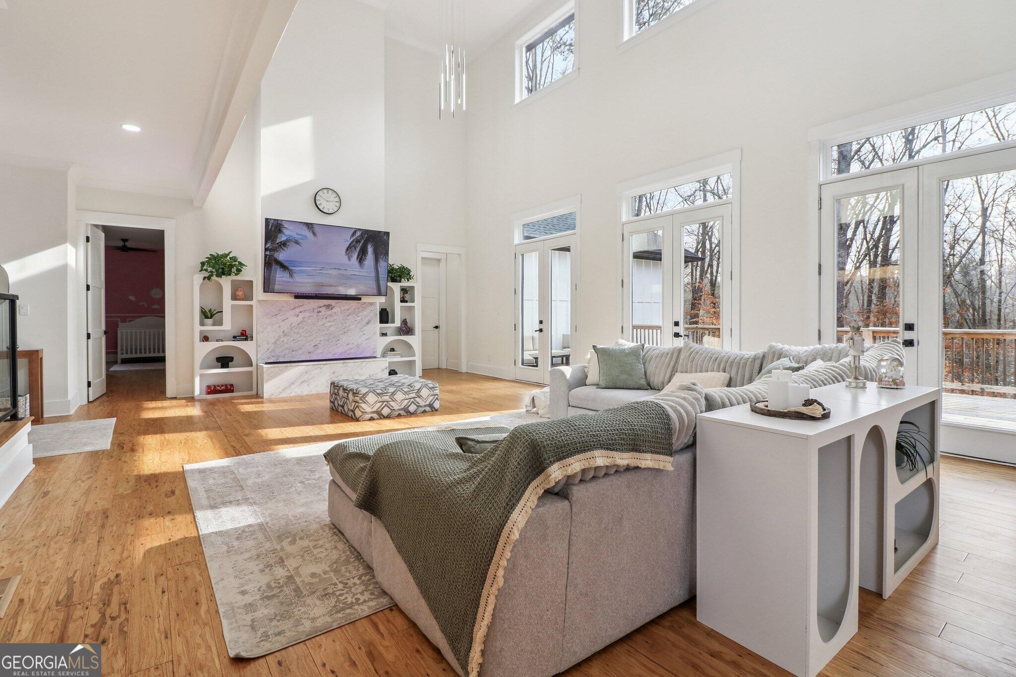 4032 Wesley Chapel Road Roswell, GA 30075 - Photo 8 of 36