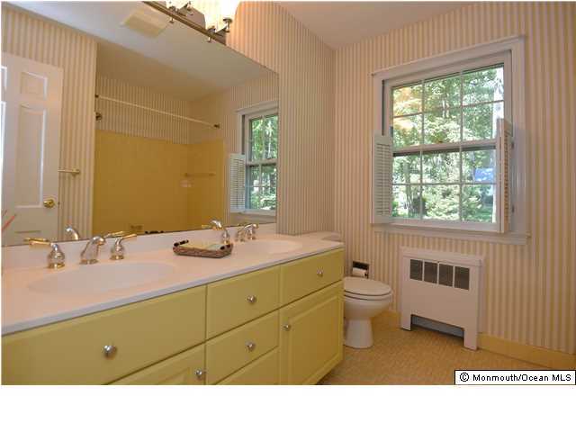170 Dwight Road Middletown, NJ 07748 - Photo 18 of 28 Additional Photo