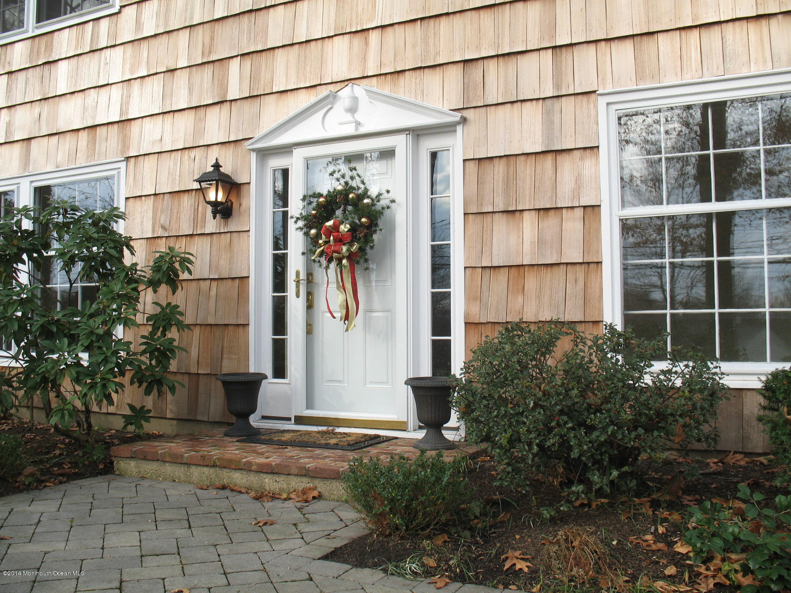 170 Dwight Road Middletown, NJ 07748 - Photo 2 of 28 170 dwight 009