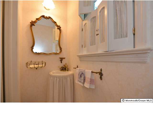 170 Dwight Road Middletown, NJ 07748 - Photo 21 of 28 Additional Photo