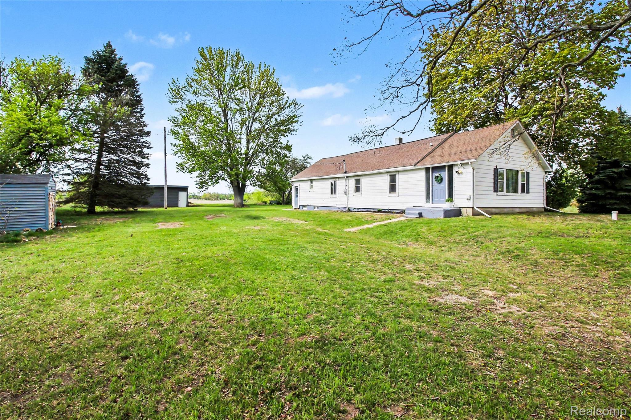 9433 East Lovejoy Road Perry, MI 48872 - Photo 27 of 29