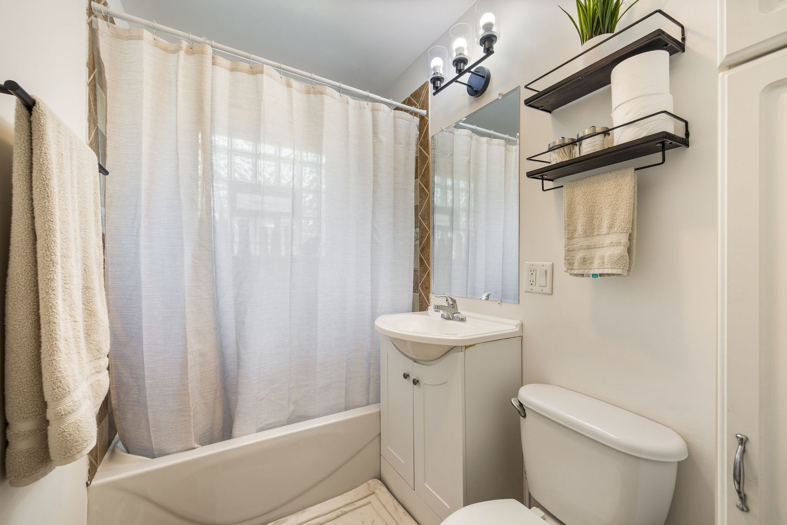 178 Cindy Lane Wheeling, IL 60090 - Photo 12 of 17