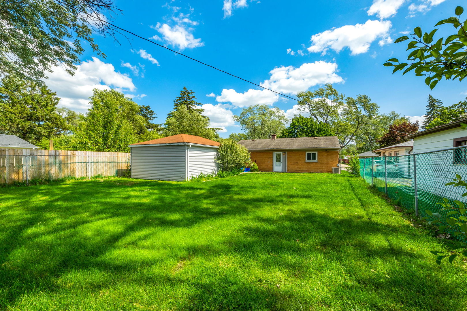 178 Cindy Lane Wheeling, IL 60090 - Photo 16 of 17