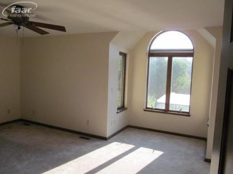 8150 North Nichols Road Flushing, MI 48433 - Photo 22 of 46 20257673-21.JPG