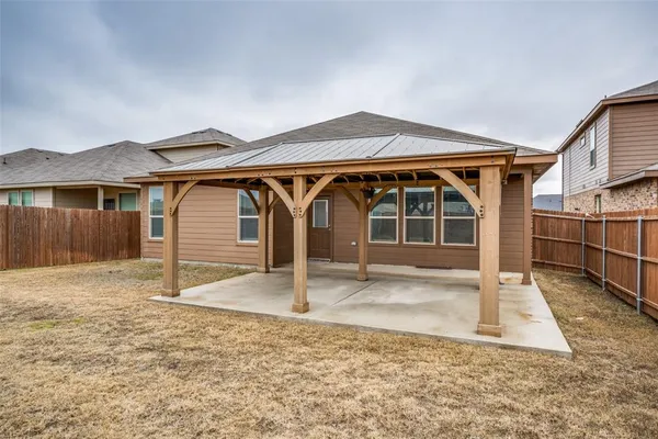 $2,600 | 15933 Bronte Lane, Fort Worth, TX 76247