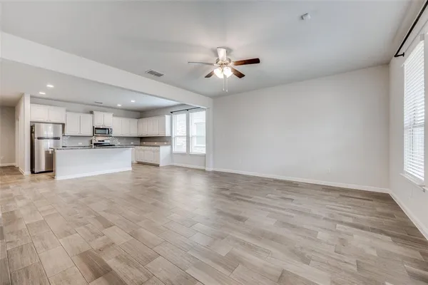 $2,600 | 15933 Bronte Lane, Fort Worth, TX 76247