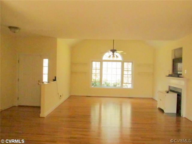 4235 Riddles Bridge Road Goochland, VA 23063 - Photo 10 of 20 Living Room