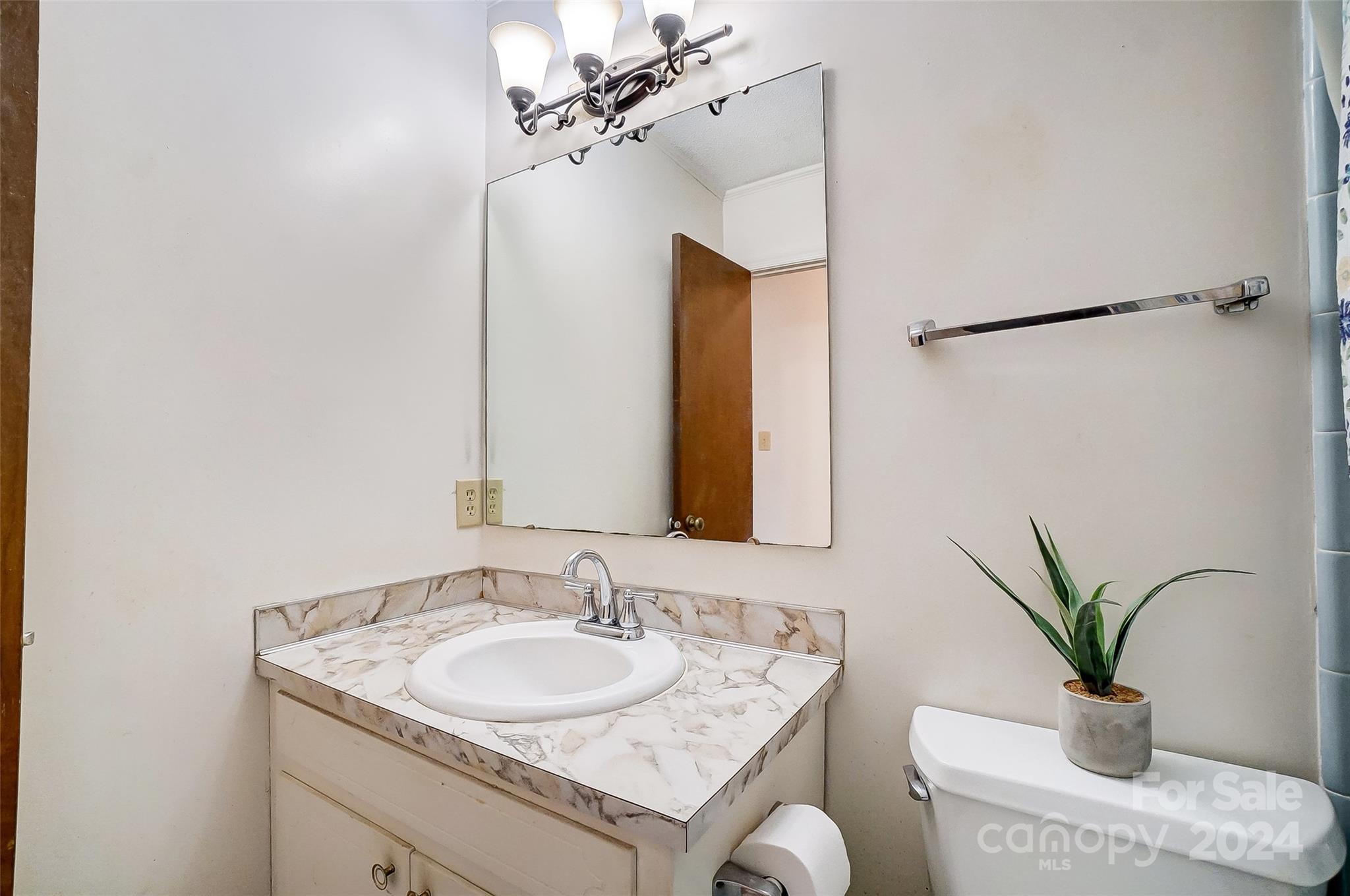 507 Tilden Road Charlotte, NC 28214 - Photo 13 of 25 Gallery Image 13