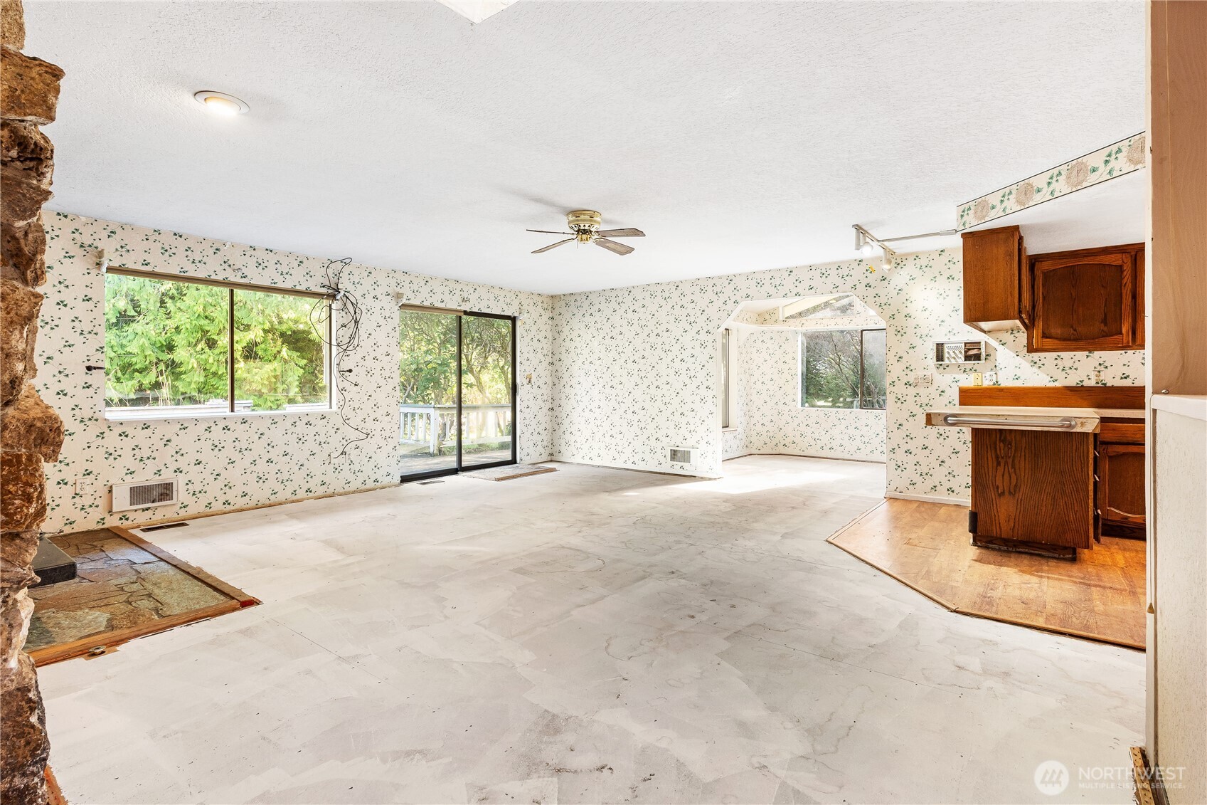 23323 49th Avenue Southeast Bothell, WA 98021 - Photo 6 of 21