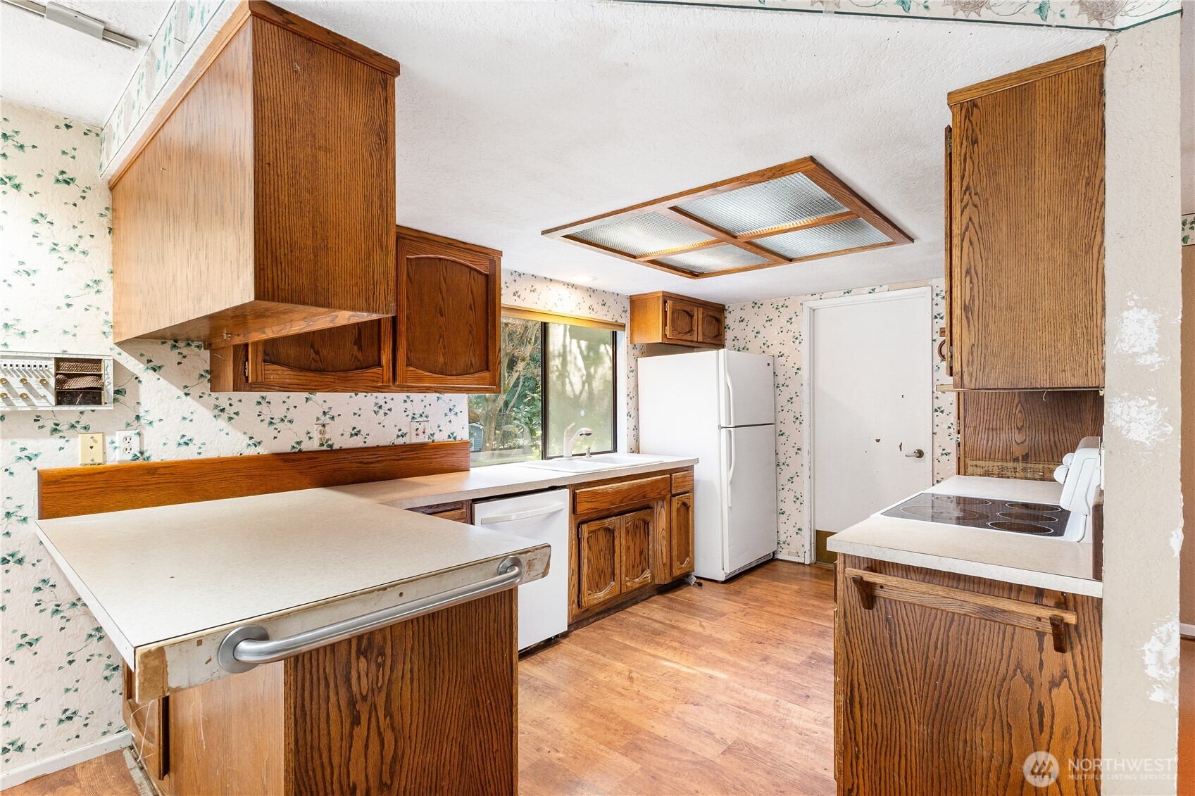 23323 49th Avenue Southeast Bothell, WA 98021 - Photo 9 of 21