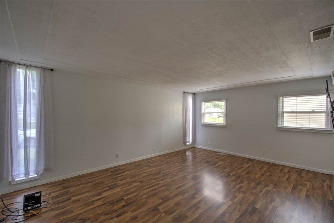 39 West Imboden Drive Decatur, IL 62521 - Photo 5 of 24