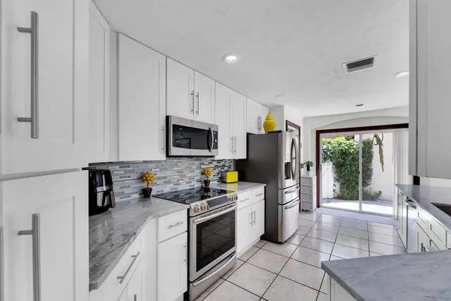 $6,500 | 6362 Brava Way, Boca Raton, FL 33433