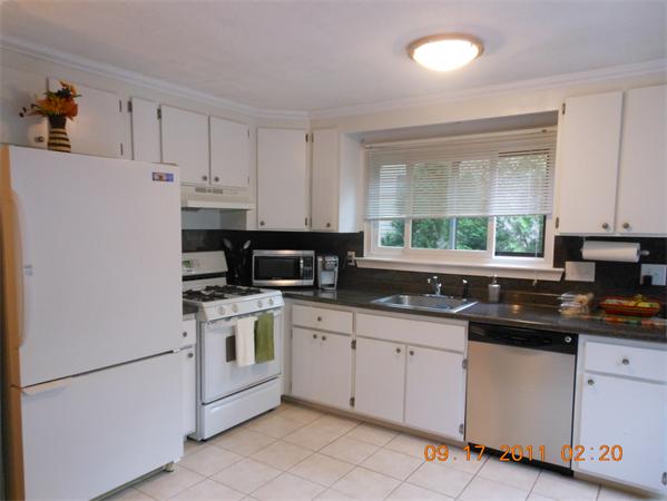 123 Chapin Road, Unit 2D Hudson, MA 01749 - Photo 3 of 12 Gallery Image 3