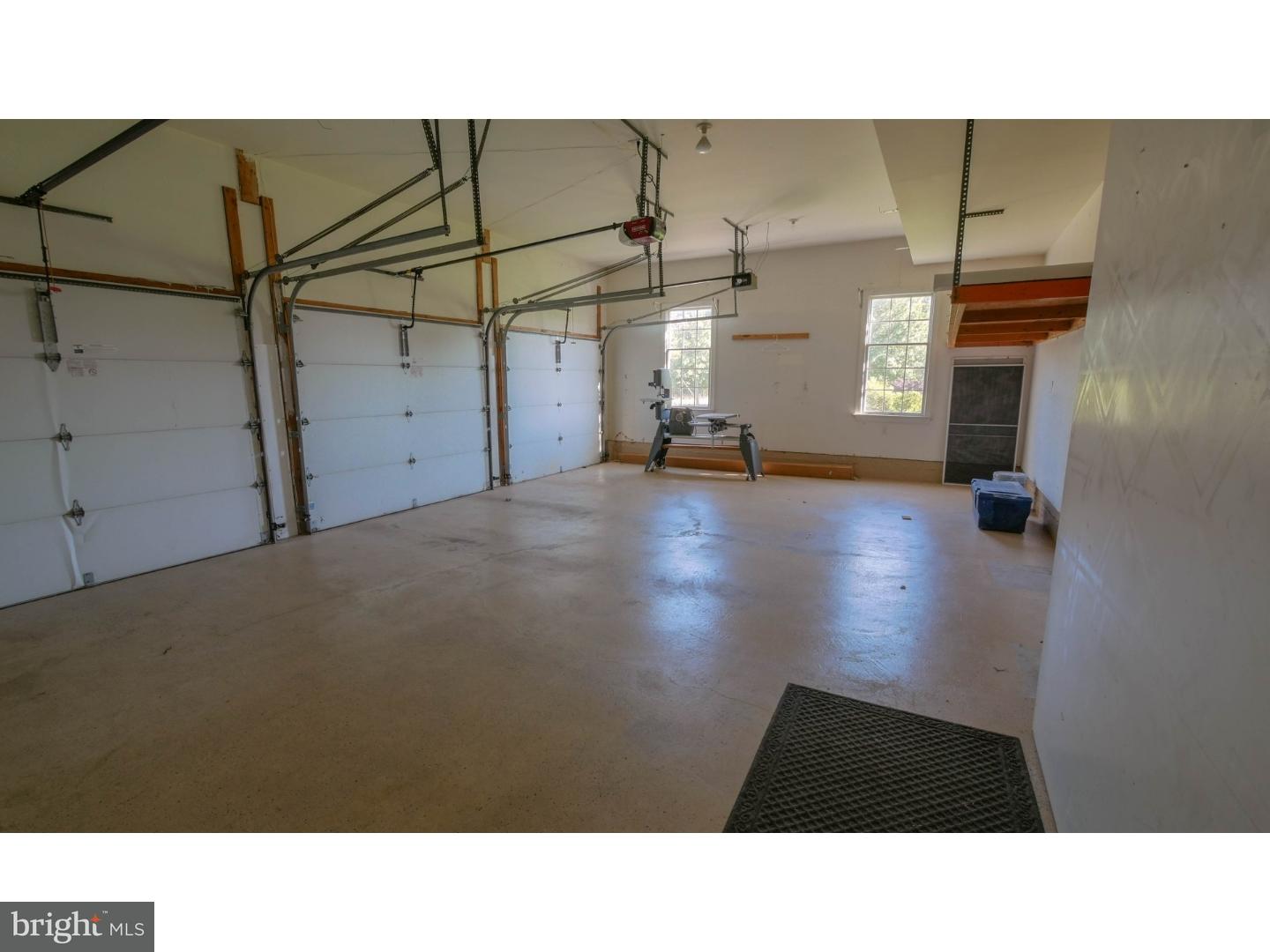 2153 Hillcrest Road Quakertown, PA 18951 - Photo 21 of 24 Garage
