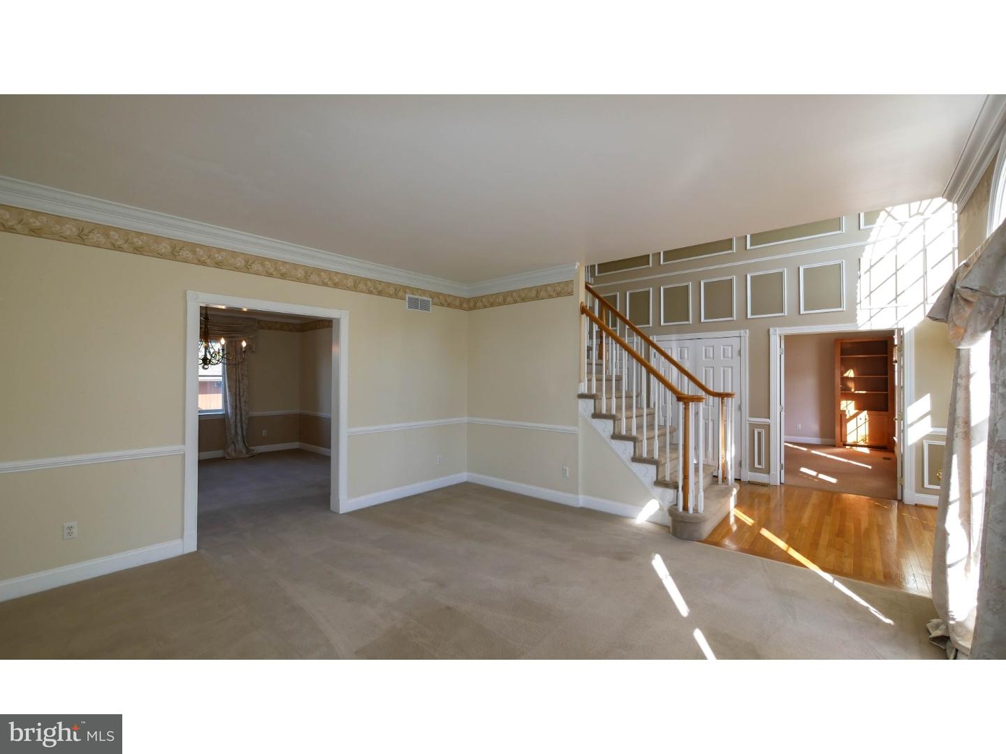 2153 Hillcrest Road Quakertown, PA 18951 - Photo 4 of 24 Dining Room