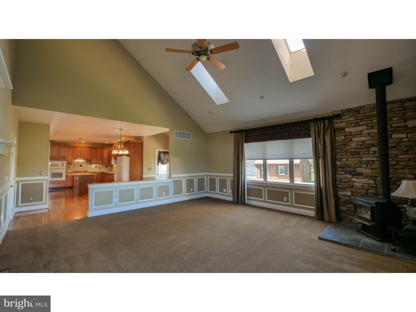 2153 Hillcrest Road Quakertown, PA 18951 - Photo 9 of 24 Den