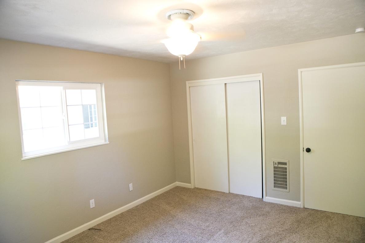 5150 Bidwell Road Redding, CA 96001 - Photo 21 of 24 3rd bedroom