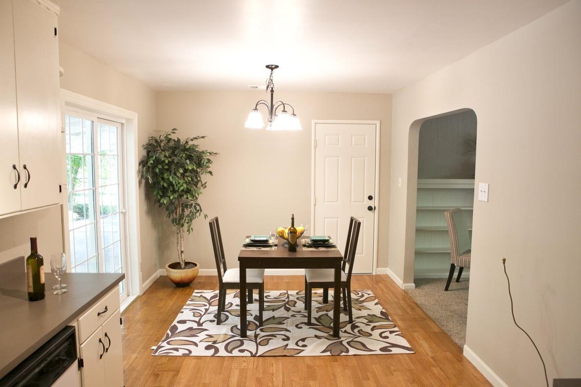 5150 Bidwell Road Redding, CA 96001 - Photo 6 of 24 stylish dining space
