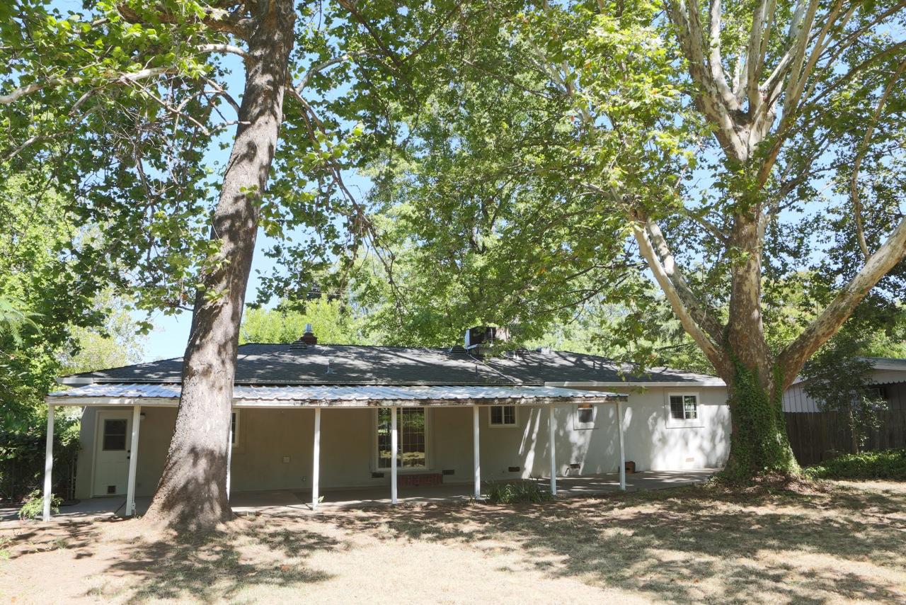 5150 Bidwell Road Redding, CA 96001 - Photo 8 of 24 rear elevation