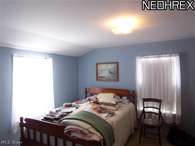 1231 Roland Road Lyndhurst, OH 44124 - Photo 9 of 15