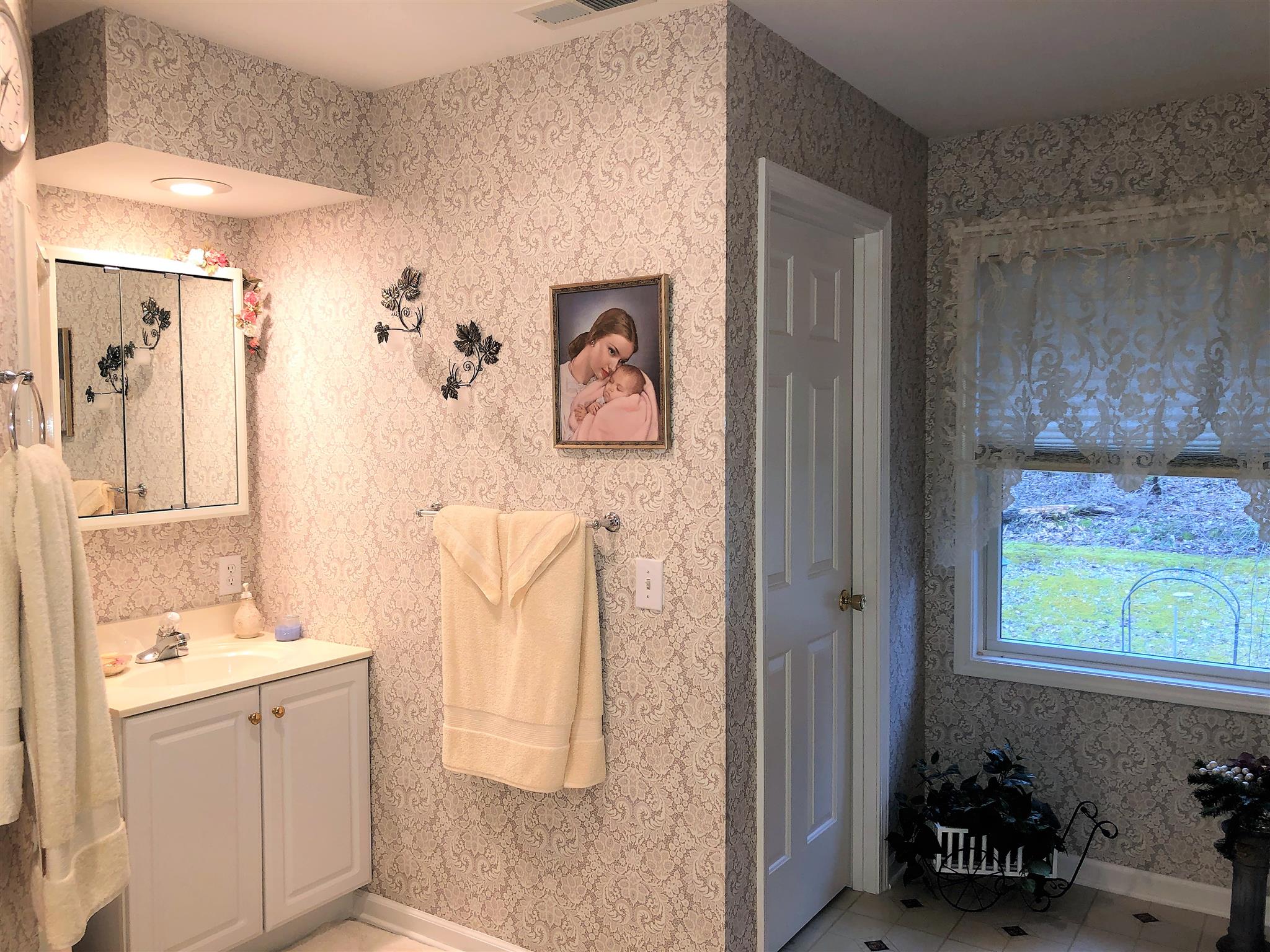 1099 Miller Road White Bluff, TN 37187 - Photo 15 of 30 Master Bath offers double sink vanities, double closets, double entry shower