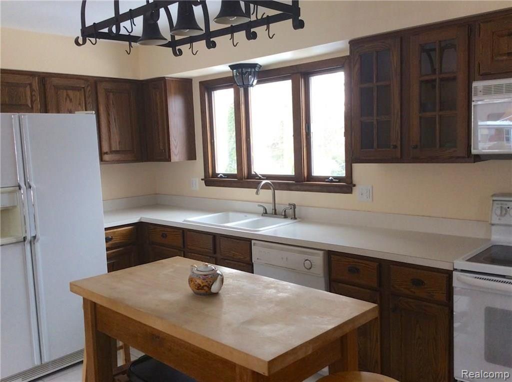 5959 Willowbridge Road Ypsilanti, MI 48197 - Photo 11 of 24