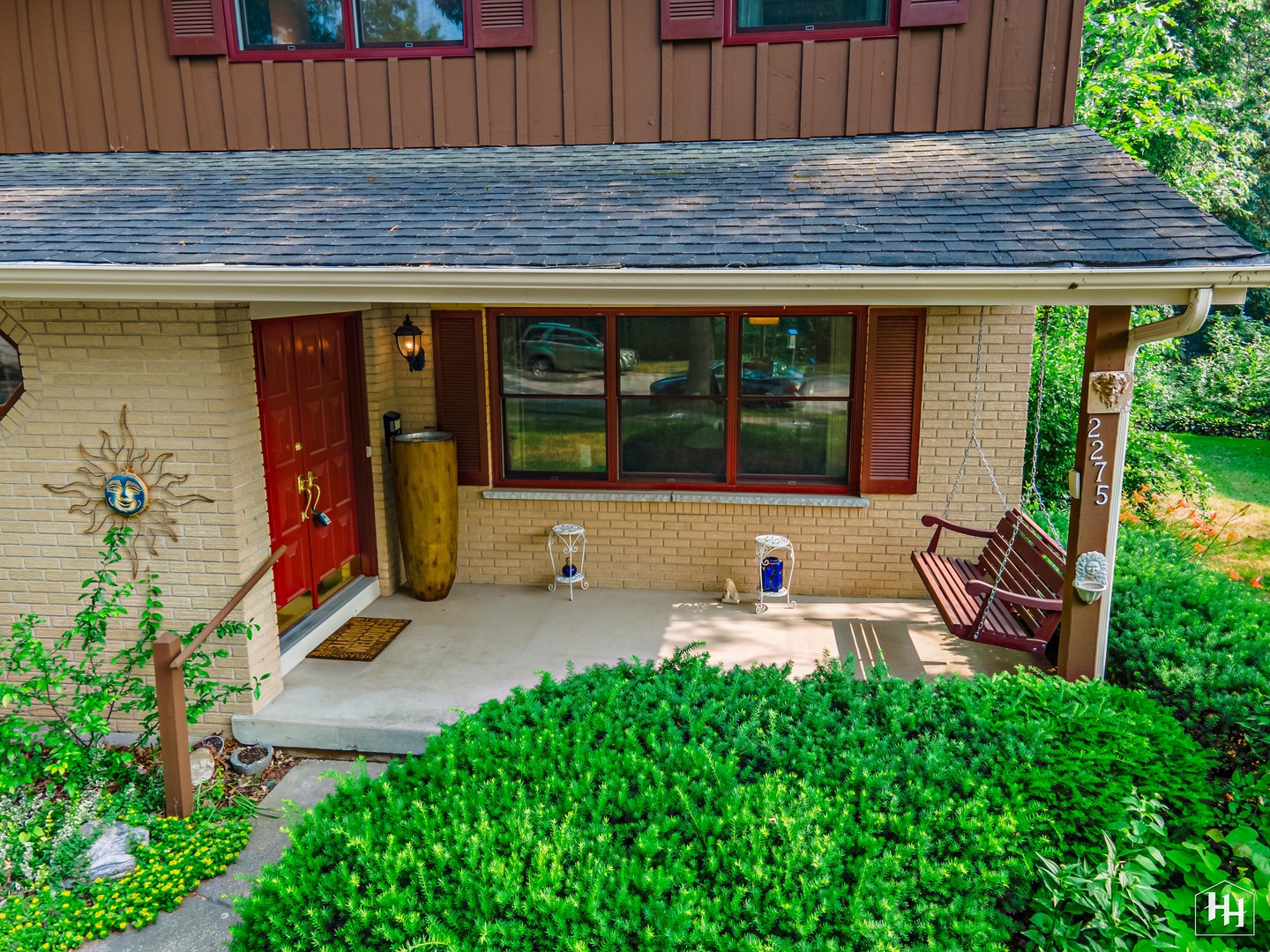 2275 Tara Drive Elgin, IL 60123 - Photo 25 of 33 swimming pool view with a seating space
