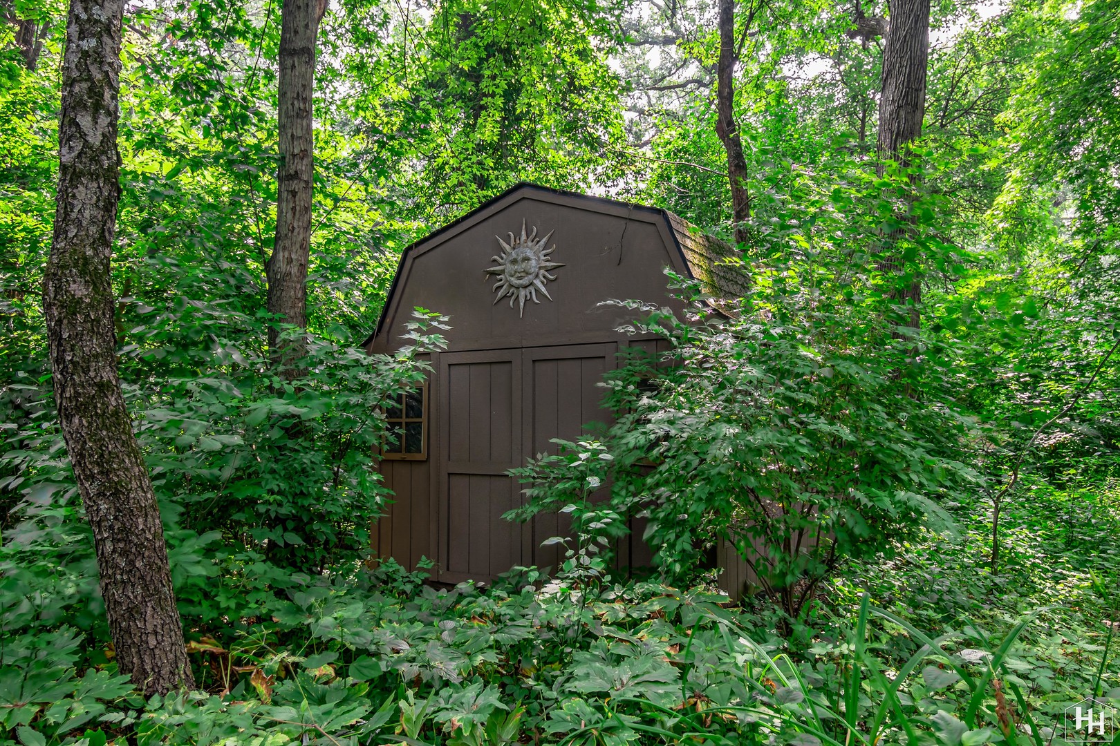 2275 Tara Drive Elgin, IL 60123 - Photo 28 of 33 an aerial view of a house with backyard