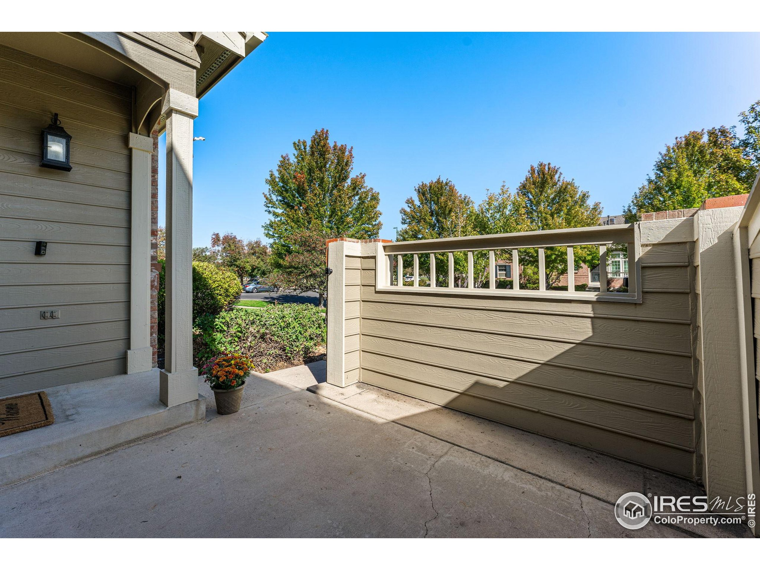 41 Quince Street Denver, CO 80230 - Photo 47 of 48 a view of a balcony with chairs