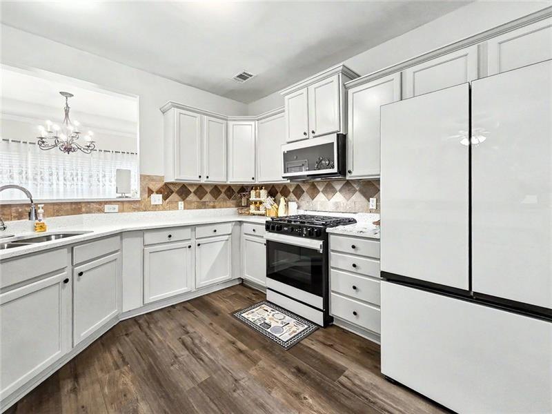 1641 Austin Meadows Drive Decatur, GA 30032 - Photo 9 of 26 Gallery Image 9