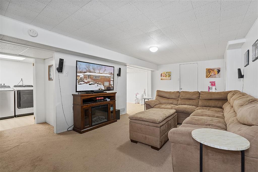 5278 Curry Road Pittsburgh, PA 15236 - Photo 11 of 14 Gallery Image 11