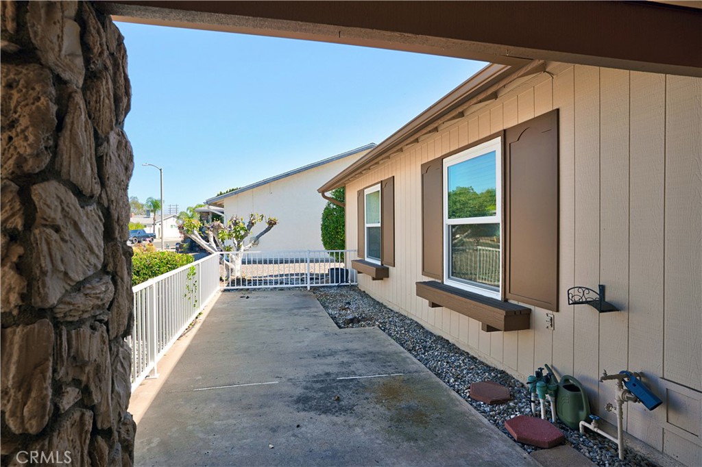 28028 Foxfire Street Menifee, CA 92586 - Photo 4 of 36