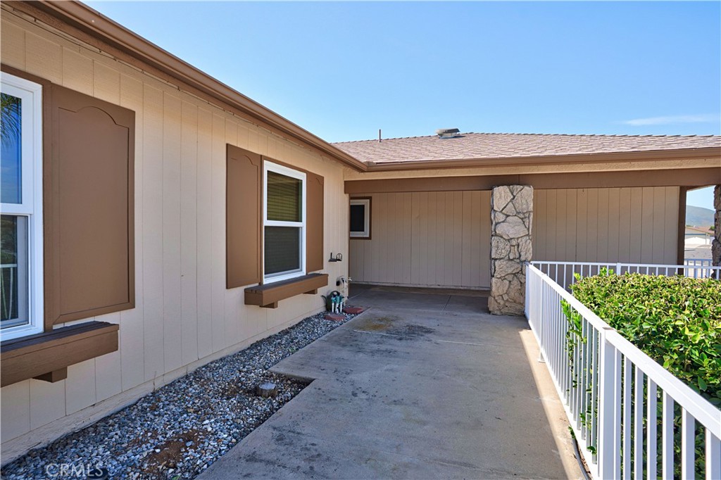 28028 Foxfire Street Menifee, CA 92586 - Photo 5 of 36
