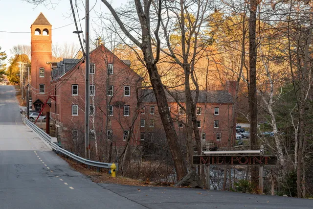 $750,000 | 1 Railroad Square, Unit 101, Yarmouth, ME 04096