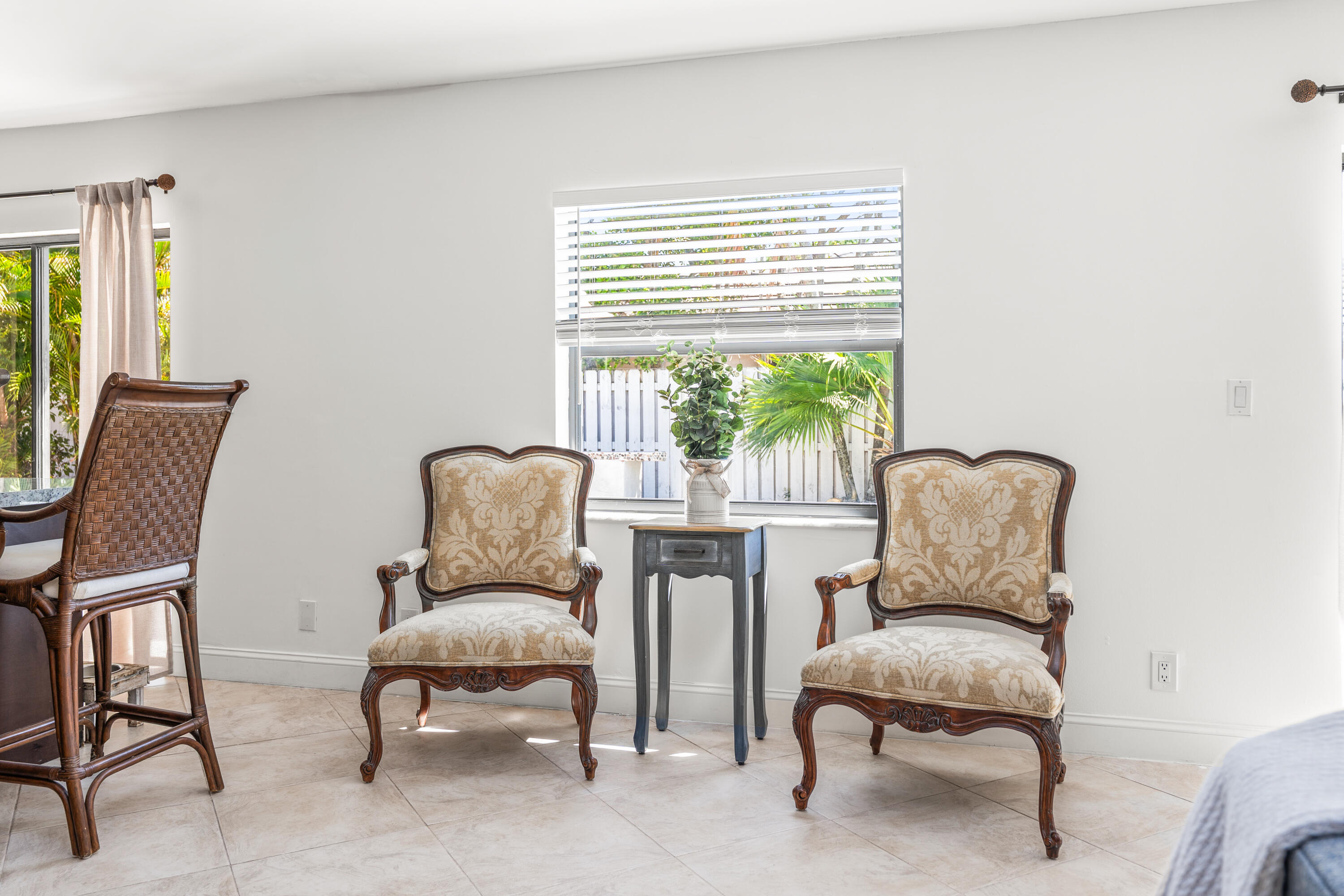 454 Prairie Rose Lane Boca Raton, FL 33487 - Photo 11 of 28 DSC01455