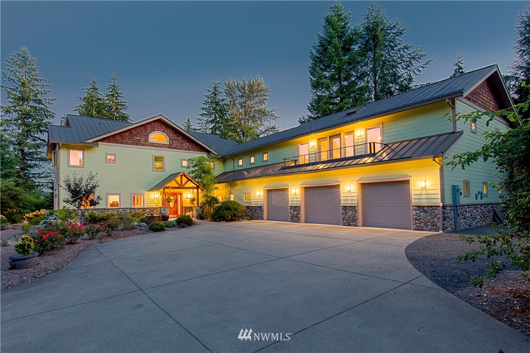 12517 Chain Lake Road Snohomish, WA 98290 - Photo 1 of 25 Gallery Image 1
