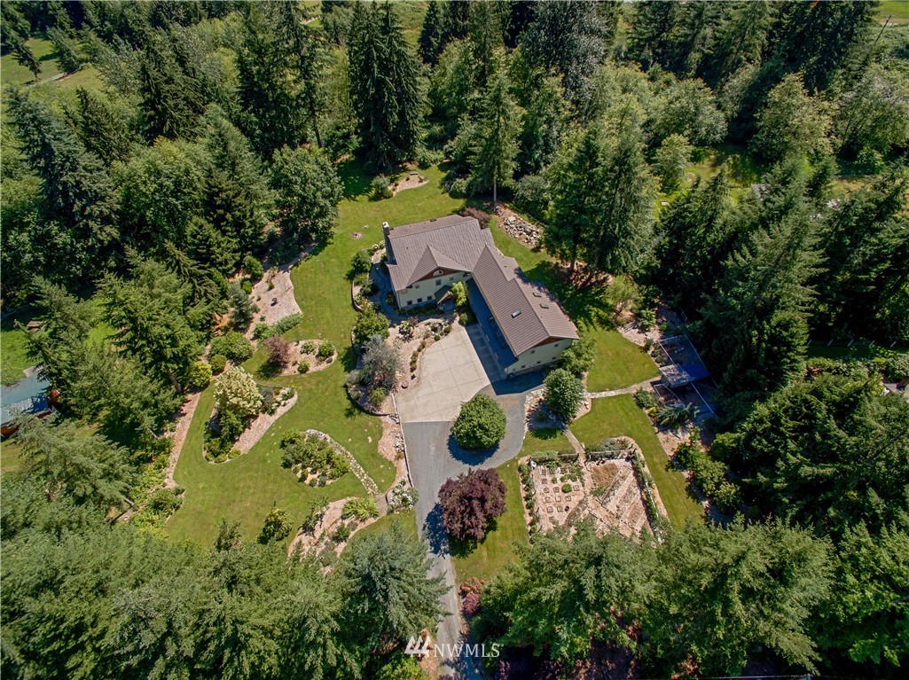12517 Chain Lake Road Snohomish, WA 98290 - Photo 2 of 25 Gallery Image 2