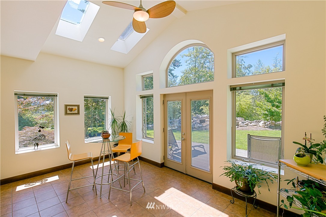 12517 Chain Lake Road Snohomish, WA 98290 - Photo 12 of 25 Gallery Image 12