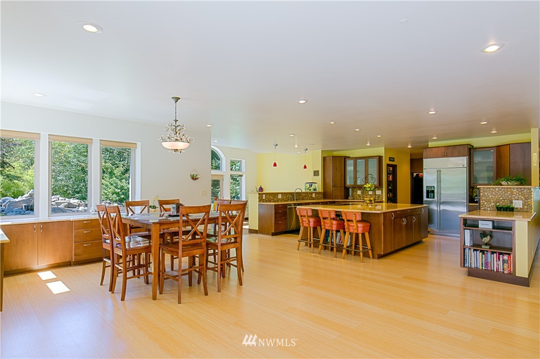 12517 Chain Lake Road Snohomish, WA 98290 - Photo 7 of 25 Gallery Image 7