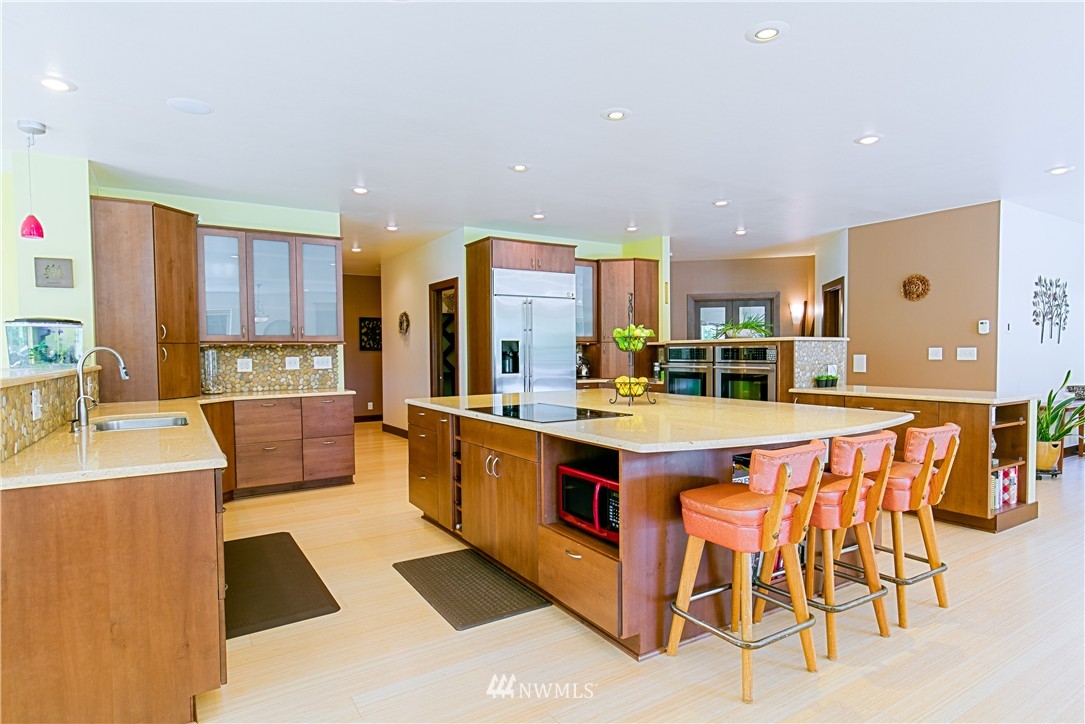 12517 Chain Lake Road Snohomish, WA 98290 - Photo 8 of 25 Gallery Image 8
