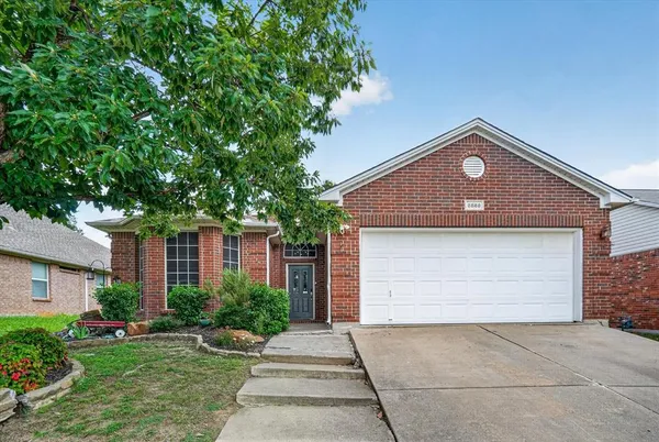 $315,000 | 8868 Trace Ridge Parkway, Fort Worth, TX 76244