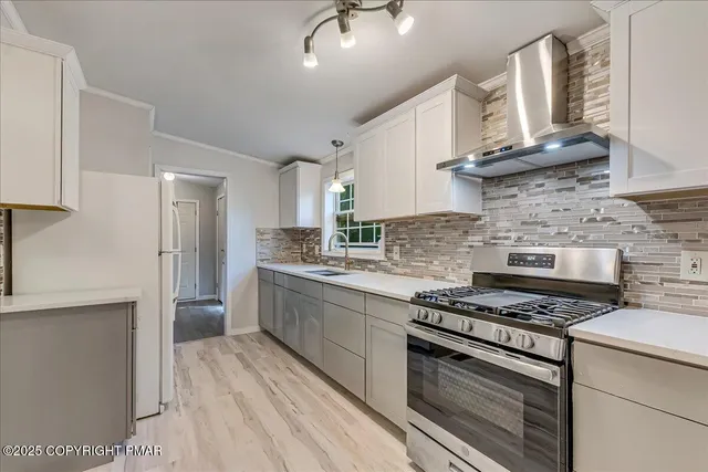 $304,999 | 137 Chicola Lake-South Trail, Saylorsburg, PA 18353